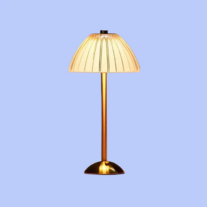 Elegante lámpara de sobremesa inalámbrica de metal cristalizado