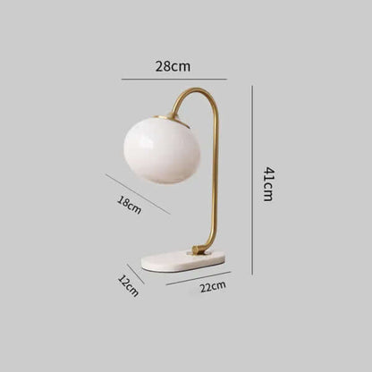 Elegante lámpara de sobremesa de cristal y metal - Ambiente acogedor