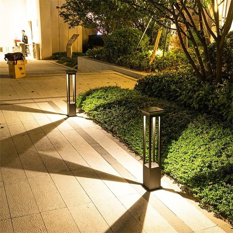 Elegante lámpara solar de jardín para exteriores
