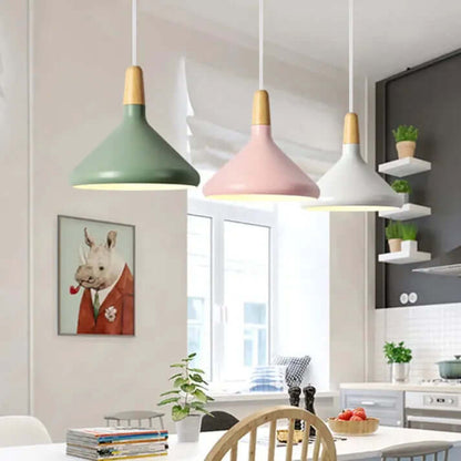 Lámpara colgante cónica - Diseño moderno