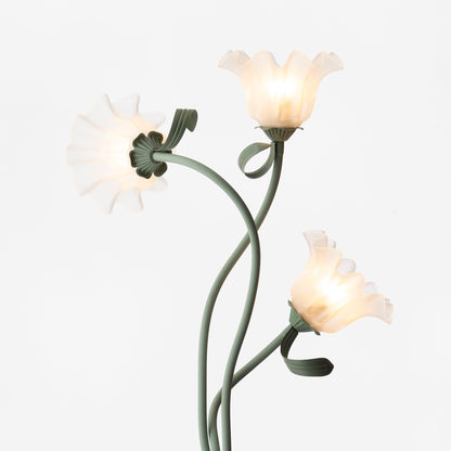 Elegante lámpara de pie con diseño floral