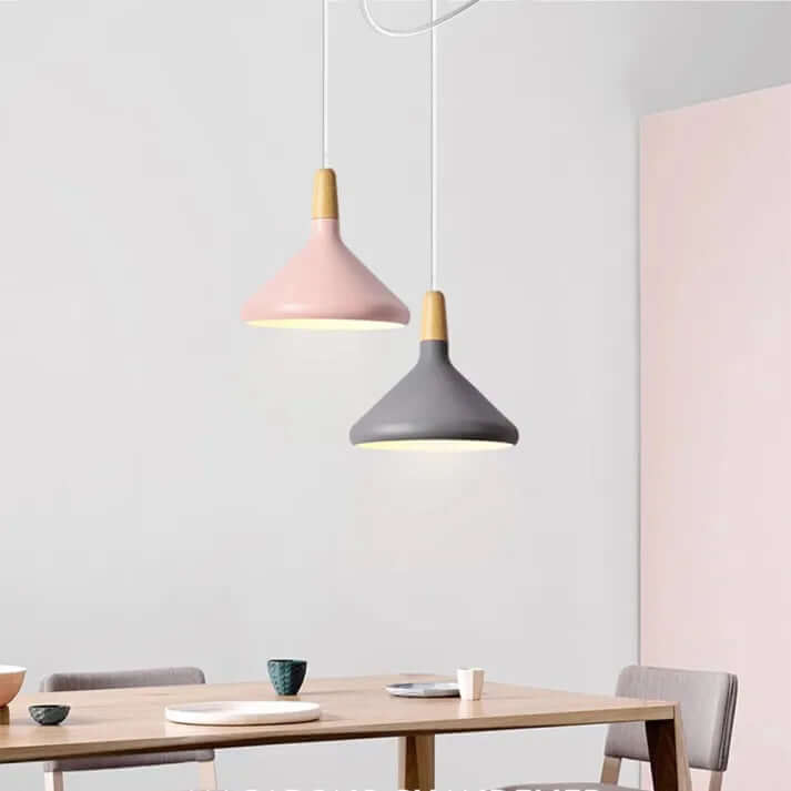 Lámpara colgante cónica - Diseño moderno