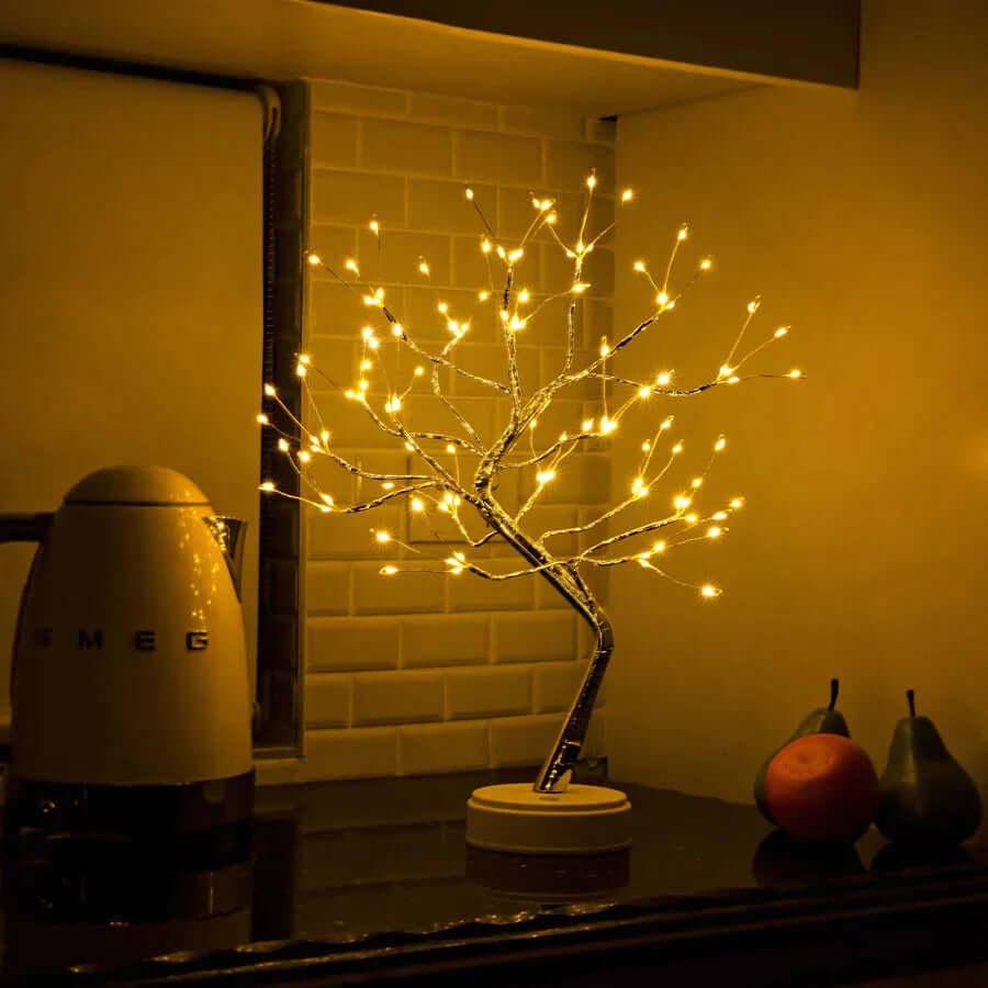Lámpara LED en forma de árbol con 108 LED