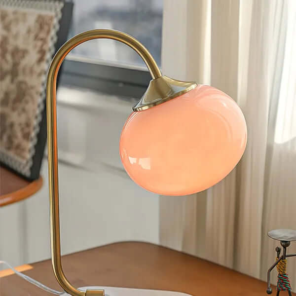 Elegante lámpara de sobremesa de cristal y metal - Ambiente acogedor