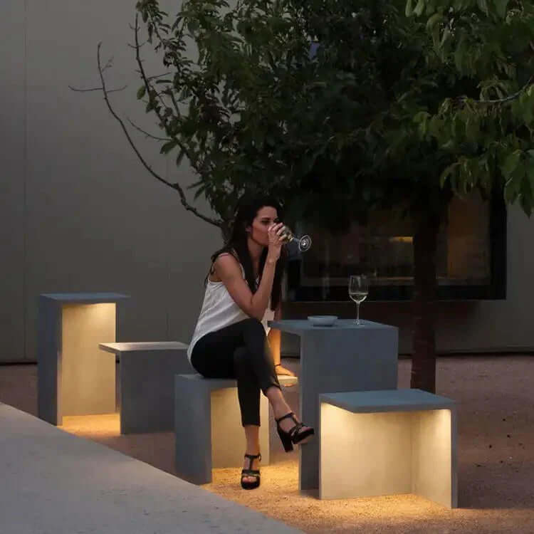 Lámpara solar de exterior moderna - Elegante diseño en hormigón