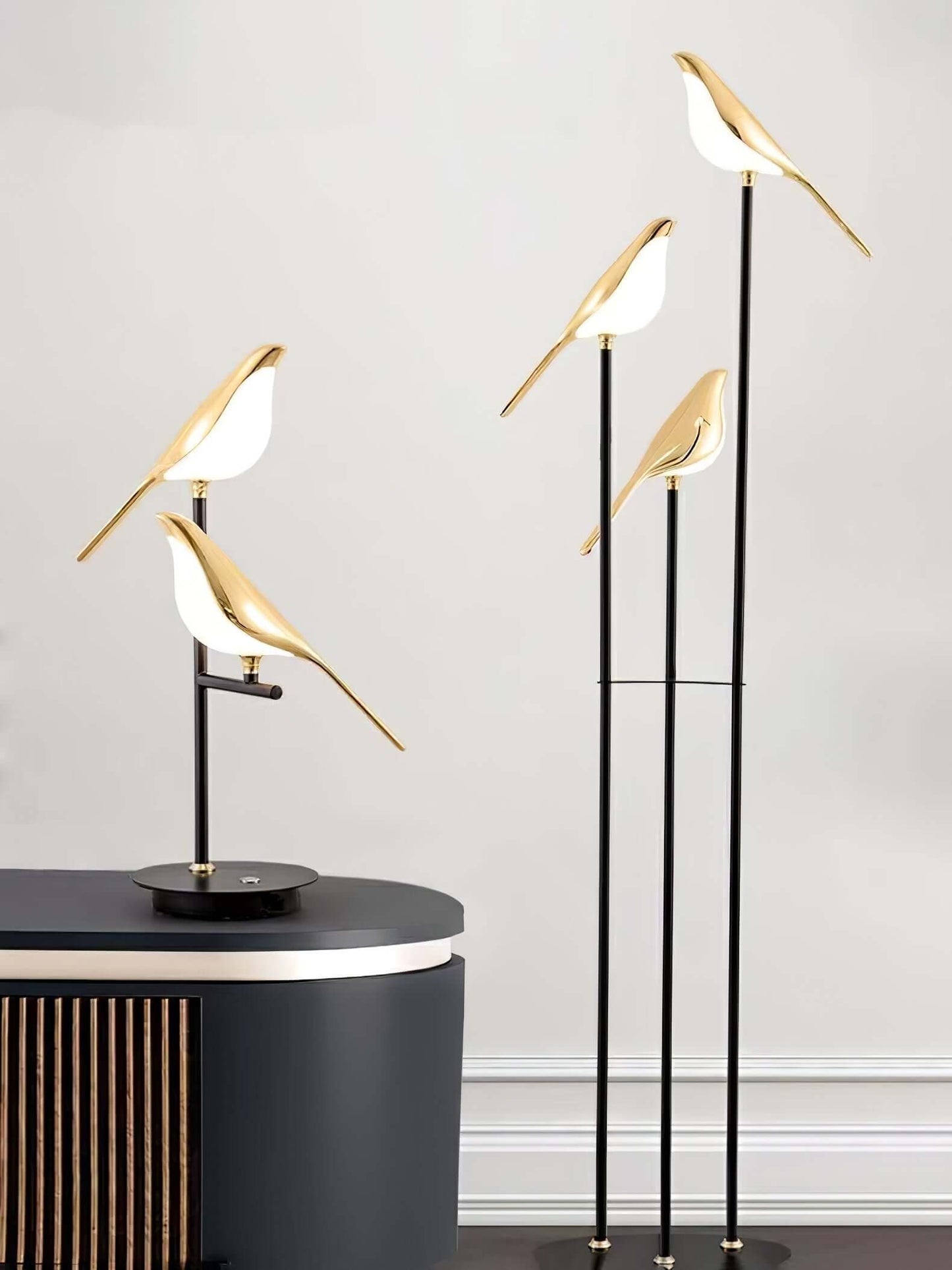 Elegante Lámpara de Pie - Diseño Moderno