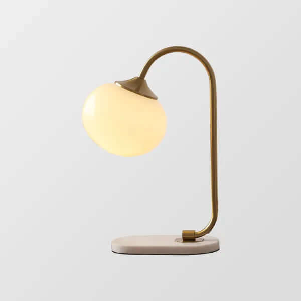 Elegante lámpara de sobremesa de cristal y metal - Ambiente acogedor