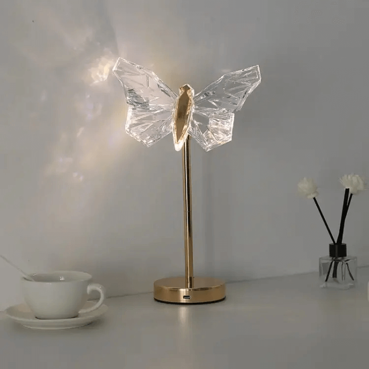 Elegante Lámpara de Mesa Mariposa - Luz LED